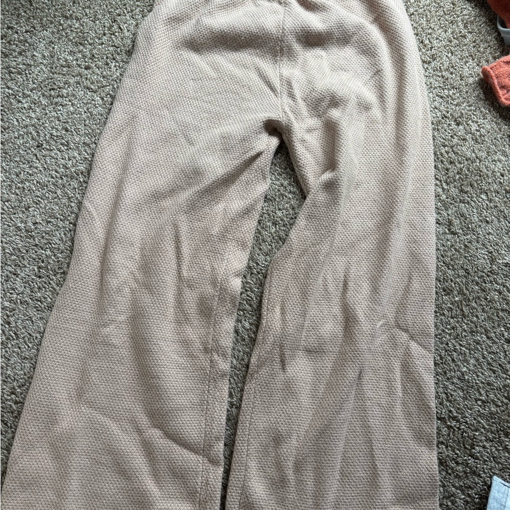 Amazon matching set - Picture 2 of 2